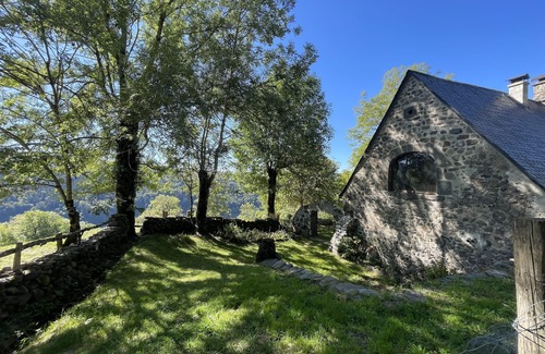 Saint-Martin-Valmeroux Casa | Maison#vacances#montagne#cantal
