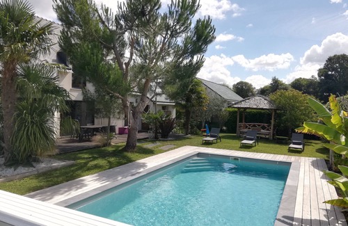 Theix-Noyalo Casa | Maison Vannes Piscine et Sauna 8 Personnes