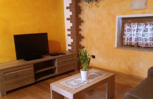Aymavilles Apartamento | Apartamento Maison Venoir 2