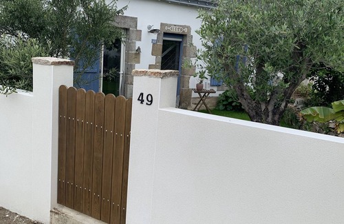 Sene Casa | Casa con vistas al mar del Golfo Morbihan, jardín con una pequeña piscina sobre el suelo, altura 90 cm