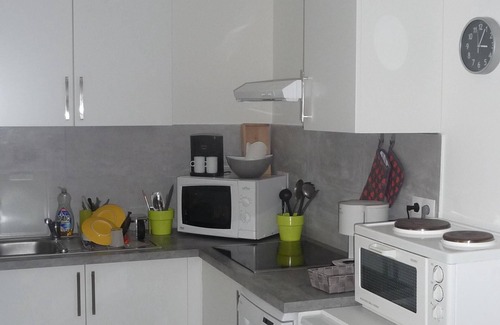 Adamville Casa | Casita de 36m2 con terraza verde privada, tranquila y al pie de París