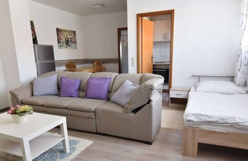 Troisdorf-West Apartamento | Maisonette Apartment , 65qm, 1 Schlafzimmer, 1 Wohn-/ Schlafzimmer, Max. 5 Personen