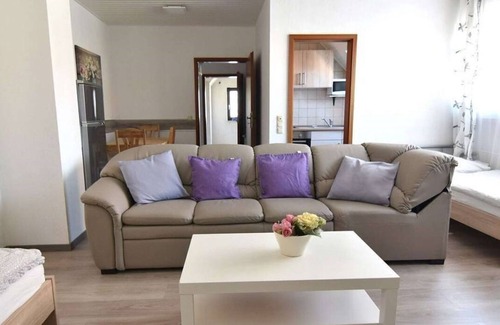 Troisdorf-West Apartamento | Maisonette Apartment , 65qm, 1 Schlafzimmer, 1 Wohn-/ Schlafzimmer, Max. 5 Personen