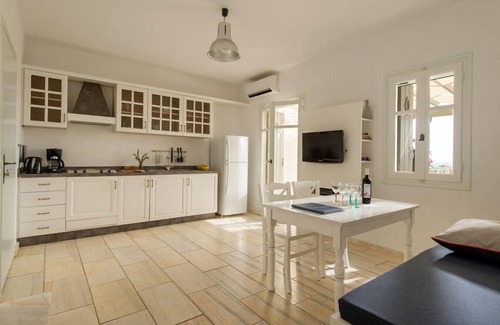 Ampelas Villa | CASITA VILLA PRIVADA