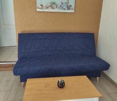 Cosne-Cours-sur-Loire Casa | Maisonnette rénovée à 5 mn du centre ville