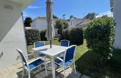 Saint-Brevin-l'Ocean Casa | Maisonnette 4 pers avec terrasse privée et accès piscine, proche océan - Saint-Brevin-les-Pins - FR-1-364-102