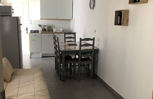 Sorgues Apartamento | Maisonnette
