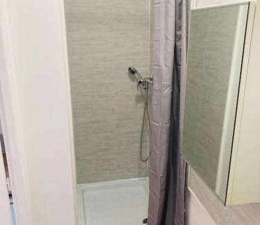 Miramas Apartamento | Maisonnette T1 au calme à 1min à pied de la gare SNCF