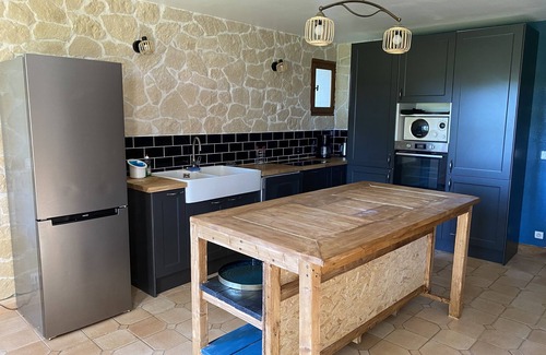Dollon Casa | Maisons de Campagne à Dollon de 290m2 Toute Équipée Avec Billard et Jacuzzi