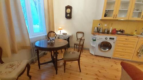 Sillamae Apartamento | Majakovski Junior Suite
