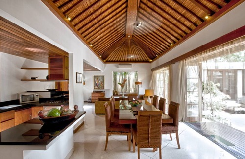Sanur Villa | Villa de 4 dormitorios perfectamente ubicada cerca de la playa, Sanur