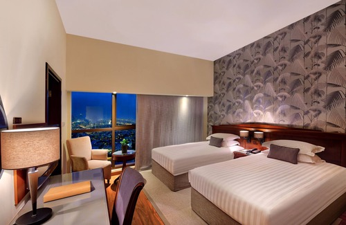 Al Mankhool Hotel | Majestic City Retreat Hotel
