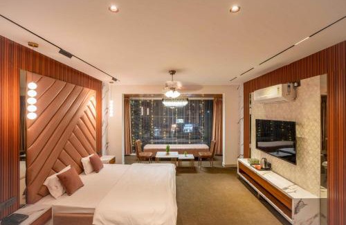 Pune Cabina | Majestic Inn