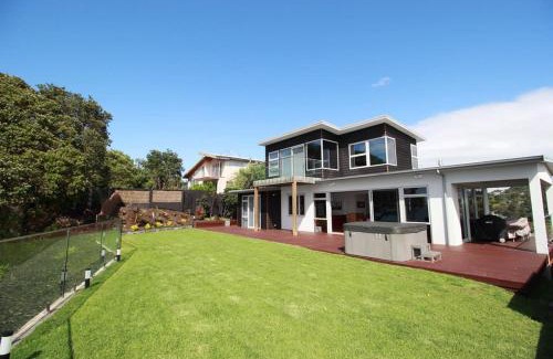 Arkles Bay Casa | Majestic Palm Cove