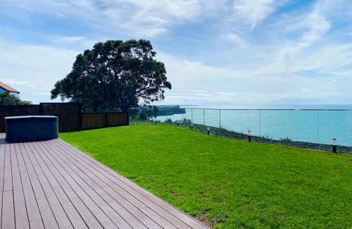 Arkles Bay Casa | Majestic Palm Cove