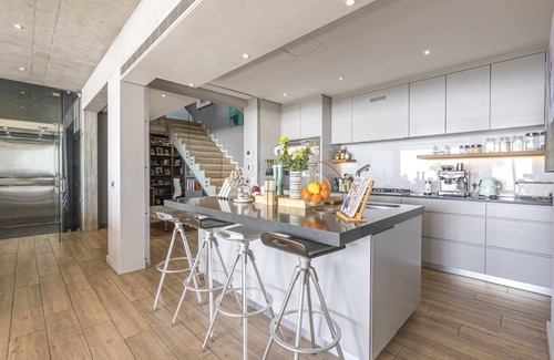 Green Point Villa | Majestic Skye Villa - Green Point