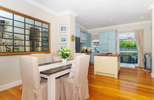 Kalk Bay Casa | Majestic Townhouse 9 - Kalk Bay seaside living