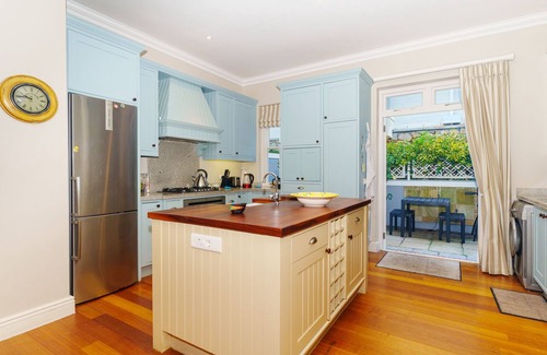 Kalk Bay Casa | Majestic Townhouse 9 - Kalk Bay seaside living