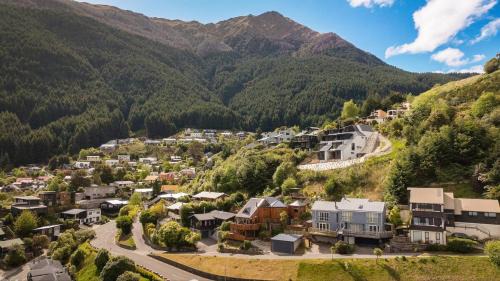 Sunshine Bay Casa | Majestic Waters