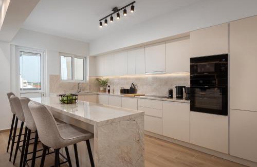 Voula Apartamento | Majestique South Riviera Residence