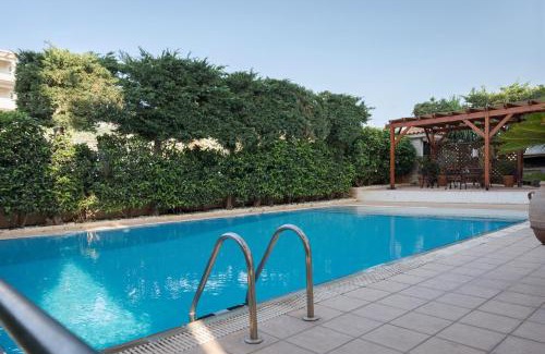Voula Apartamento | Majestique South Riviera Residence