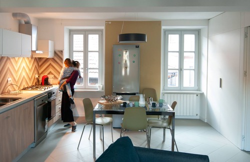 Porto Ceresio Apartamento | Major Sisters, Lugano lake view apartment