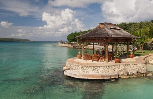 Discovery Bay Villa | MAKANA VILLA JAMAICA - Villa de 6 dormitorios frente al mar de lujo Discovery Bay - Personal incluido