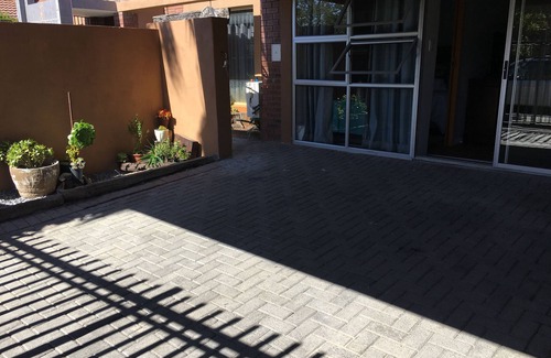 Parklands Apartamento | Makanaka Holiday Flatlet
