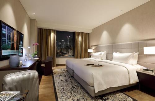 San Lorenzo Apartamento | Makati Diamond Residences