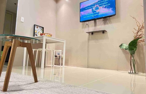 Valenzuela Apartamento | Makati Room 381 1 br deluxe SMJazz T2 residence New