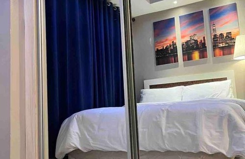 Valenzuela Apartamento | Makati Room 381 1 br deluxe SMJazz T2 residence New