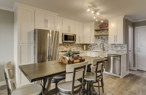 Hilton Head Island Villa | Make Coligny Beach Your Happy Place!!