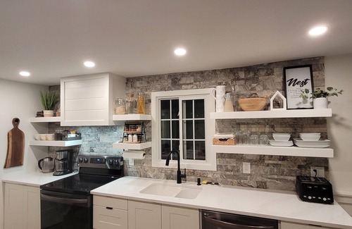 Wasaga Beach Cabaña | Make memories at the Jansen Clan Cottage