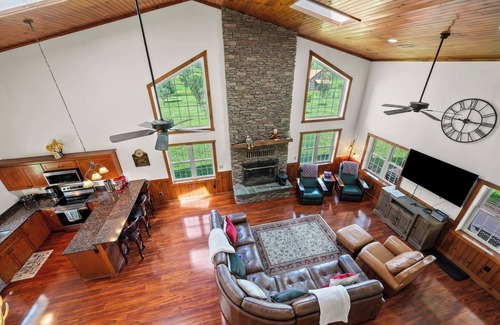 Union Hall Otro | Make memories at this unique and family-friendly place