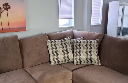 Detroit Casa | "Make Memories in Detroit: Reserve Your Dream Rental Today!"