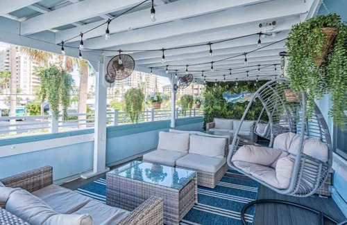 Clearwater Beach Casa | Make Waves in Clearwater Beach