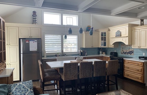 Ocean Beach Casa | Making Summer Memories in Ocean Beach, Fire Island at Squid Lips Cabana