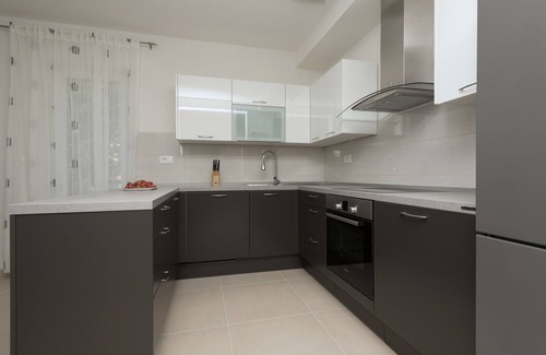 Zivogosce Casa | Mala Duba Apartment Mladen