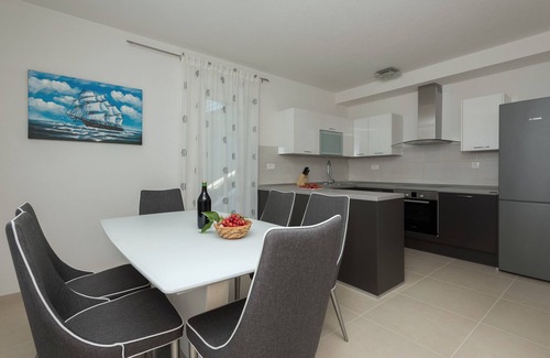 Zivogosce Casa | Mala Duba Apartment Mladen