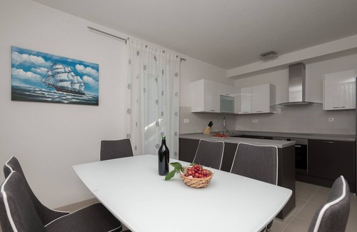 Zivogosce Casa | Mala Duba Apartment Mladen