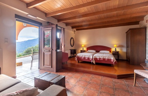 Malles Casa | Mala Villa