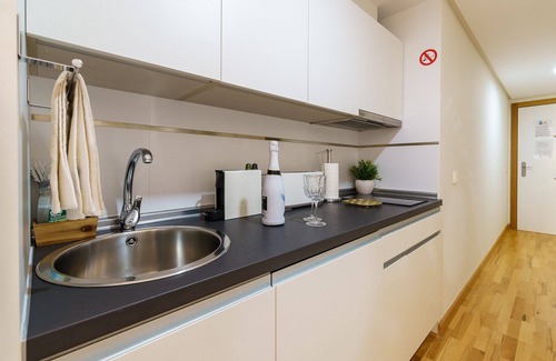 El Molinillo Apartamento | MalagaSuite cozy center apartment & parking