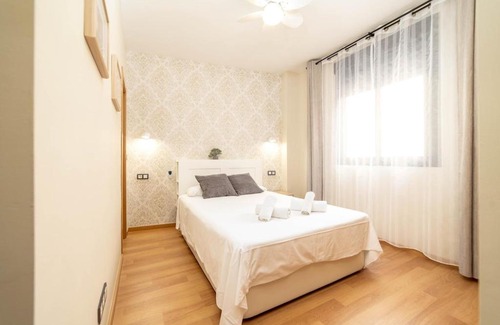 La Merced Apartamento | -MalagaSunApts- Stylish City Centre Pool&Parking