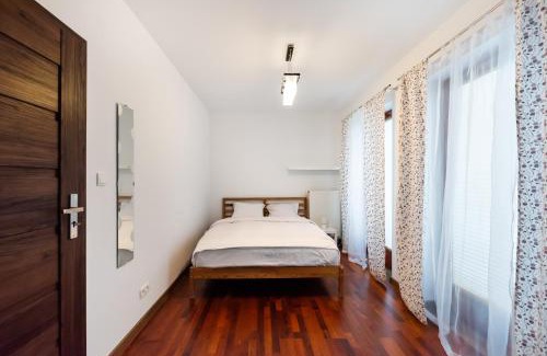 Targowek Apartamento | Malborska Lovely Apartment by BookingHost