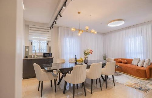Jerusalem Apartamento | Malchus 3 BR Apartment Very special