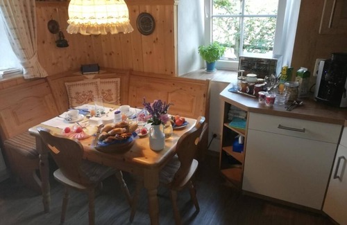 Hollenstein an der Ybbs Apartamento | Malerisches 40 m2 Apartment mit einem Schlafzimmer - Frühstück inkl.