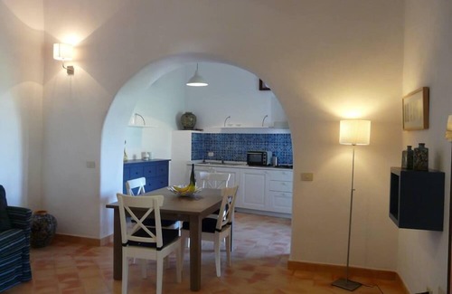 Malfa Apartamento | Malfa: Residencia Salina - Encantador apartamento en Malfa