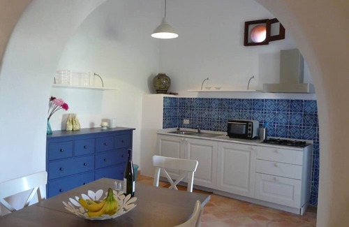 Malfa Apartamento | Malfa: Residencia Salina - Encantador apartamento en Malfa