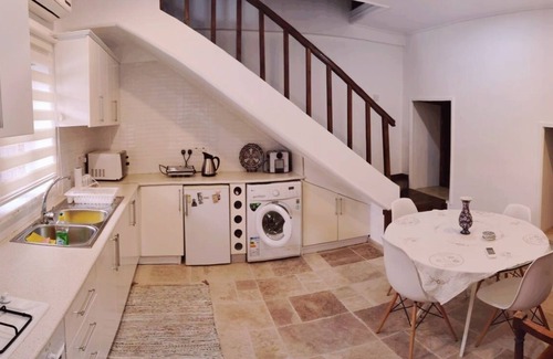 Frenaros Casa | MALIA FOUNTAIN HOUSE