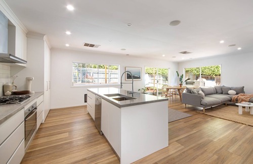 Mount Martha Casa | Malibu in Mt Martha with solar heated pool
